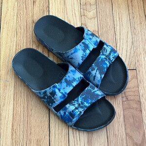 Blue Tie-Dye Slide Sandals Freedom Moses 37 38